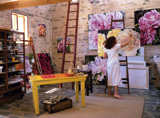 Jacqueline Coates in studio at barn